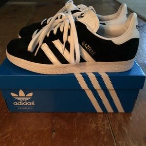 Black Adidas Gazelles
